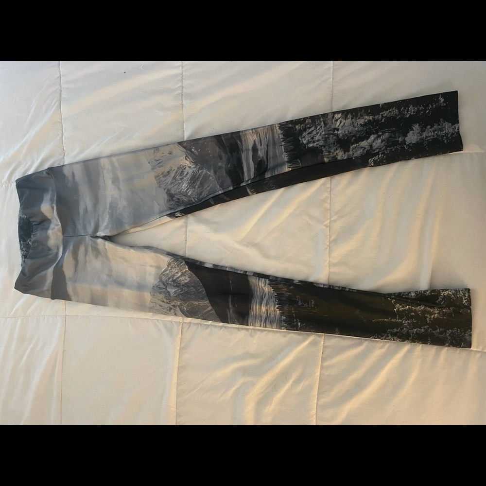 GOLDSHEEP leggings - mountain print XS